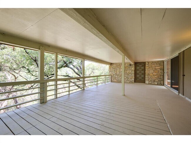 Building Photo - 6100 Mountainclimb Dr