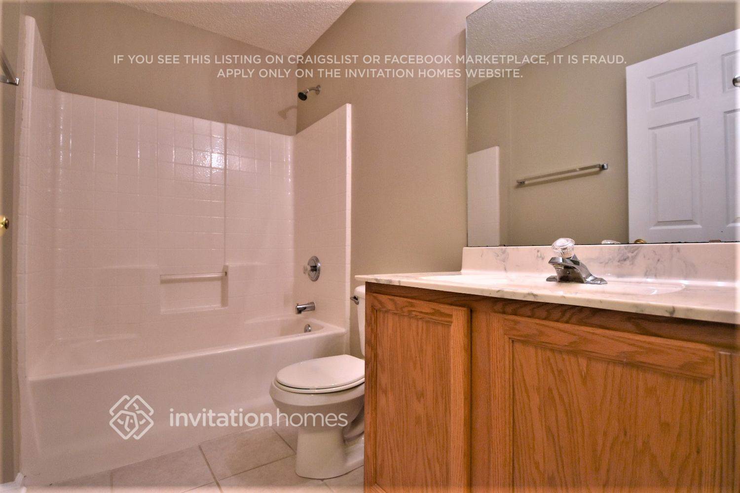 Building Photo - 316 Southlake Dr