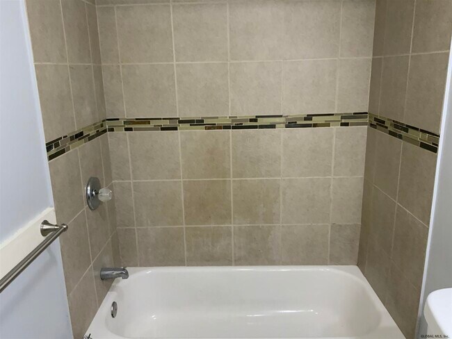 Building Photo - 301 3rd St