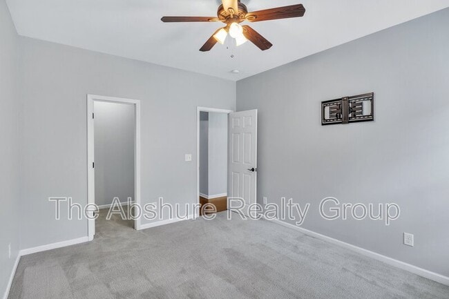 Building Photo - 3817 Althorp Drive