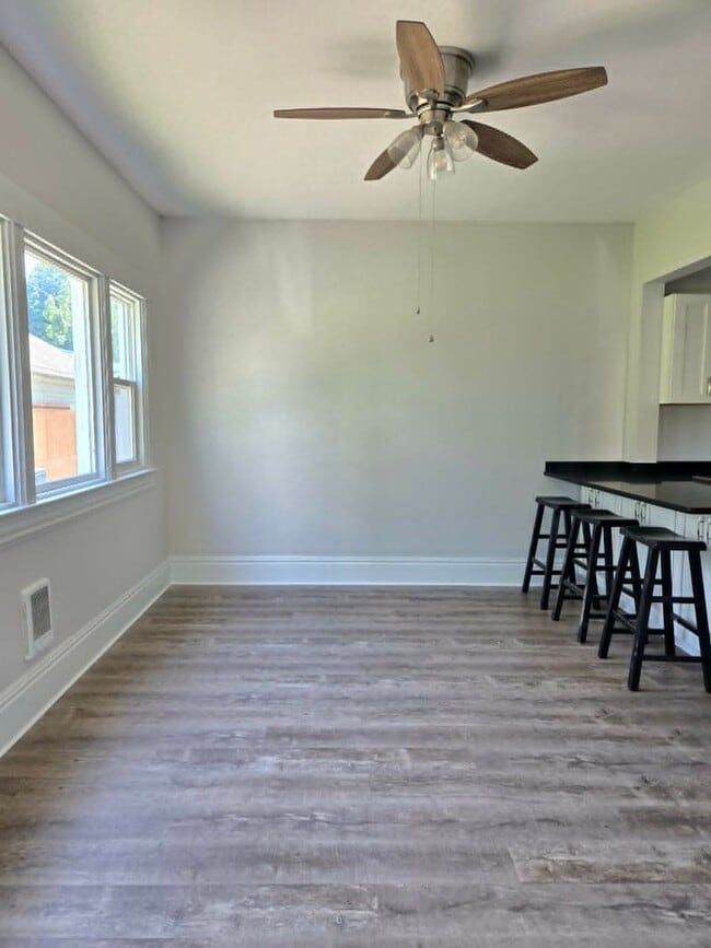 Building Photo - Aberdeen - updated 3 bedroom, 1.5 bath home for RENT!