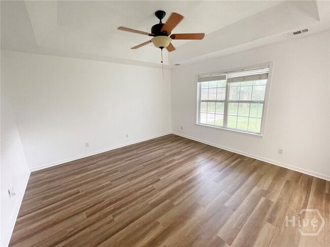 Building Photo - 128 Cormorant Way