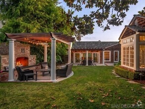 Building Photo - 5839 Camino De La Costa