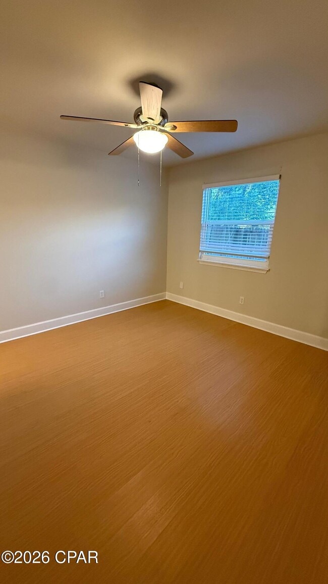 Building Photo - 127 Kacy Ln