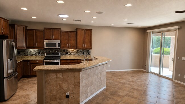 Building Photo - Resort-Style Living in a Beautiful 55+ Community