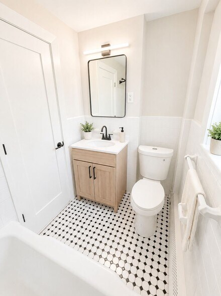 Building Photo - Oak Gardens Apartment (LO)