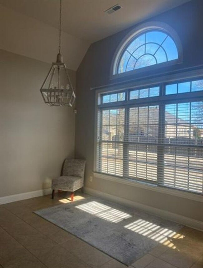 Building Photo - Coming Soon - Immaculate 4-BR Rental in Desirable Whitworth Farms! **FENCED YARD**