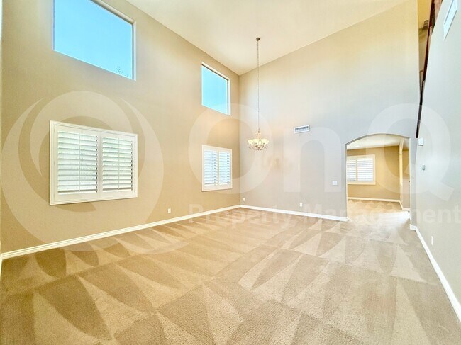 Building Photo - 16111 W Winslow Dr