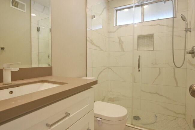 Building Photo - Remodeled and Spacious 4 Bedroom 2.5 Bath Home in Desirable South San Jose Neighborhood