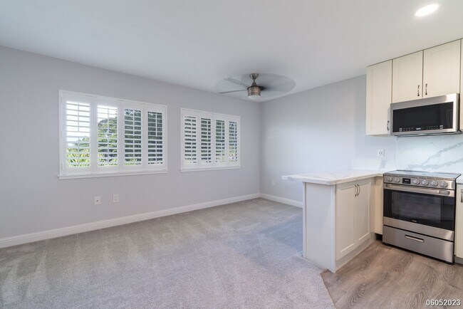 Building Photo - 1br/1ba/prkg Condo at Kumelewai Gardens