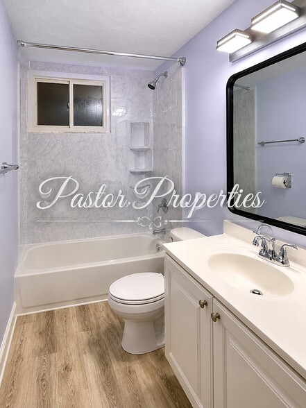 Building Photo - 3642 Northdale Pl