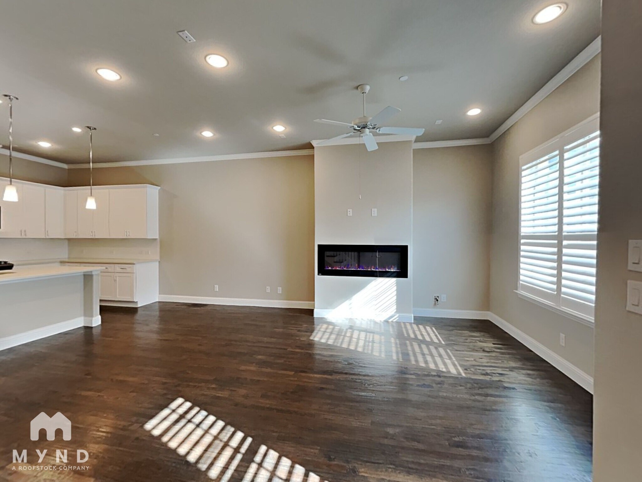 Building Photo - 2805 Lindale Dr