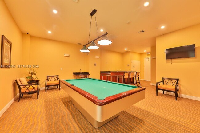 Building Photo - 1755 E Hallandale Beach Blvd