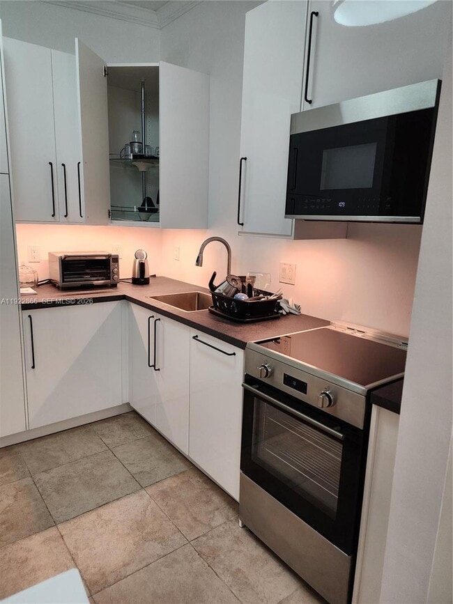 Building Photo - 9978 N Belfort Cir