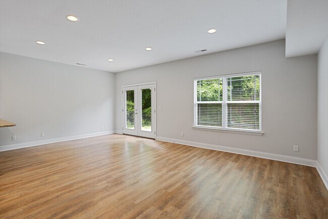 Building Photo - 8403 Brookmoor Ln