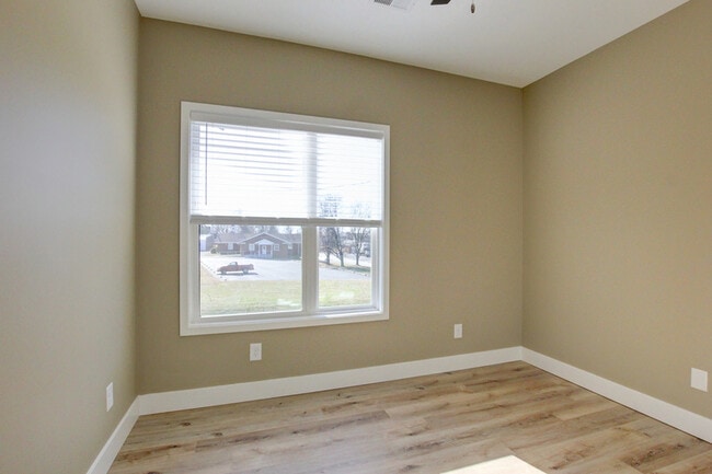 Building Photo - 102 Rosenwald St