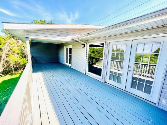 Building Photo - 14798 Dutchmans Dr