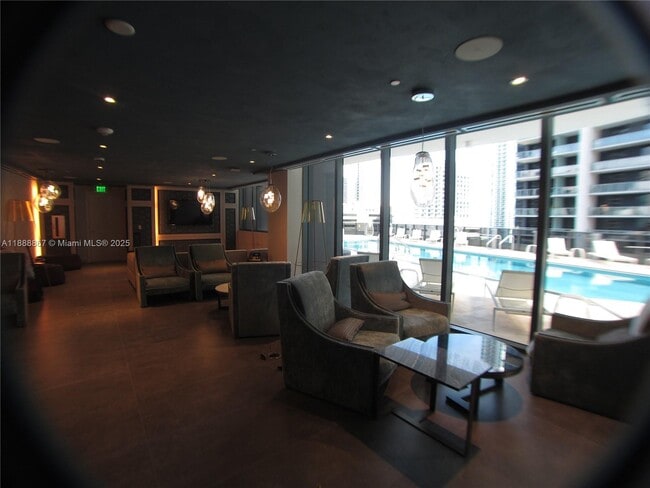 Building Photo - 1000 Brickell Plaza