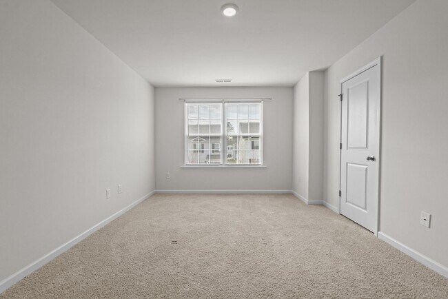 Building Photo - New Construction Townhome!