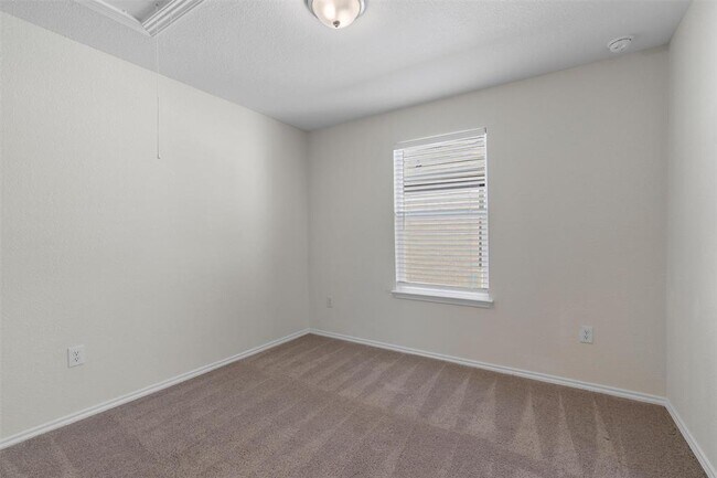 Building Photo - 7705 Song Sparrow Dr.