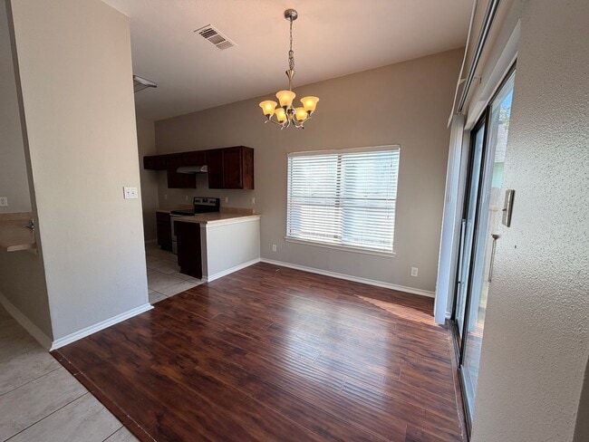 Building Photo - OPEN 3 BR W/ MASTER DOWN*STAINLESS STEEL APPLIANCES*FIREPLACE IN LIVING*TILED SHOWER*WALK-IN CLOS...