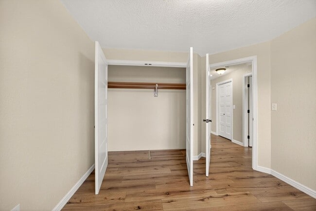 Building Photo - 1517 Westfield Way