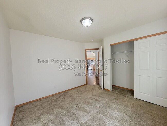Building Photo - 7808 Rush Creek Dr