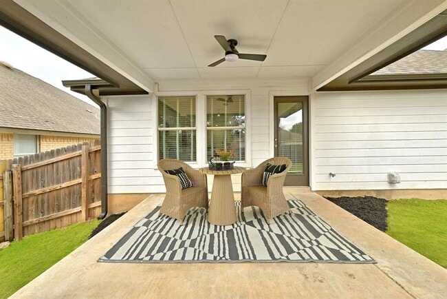 Building Photo - 19209 Sunken Creek Pass