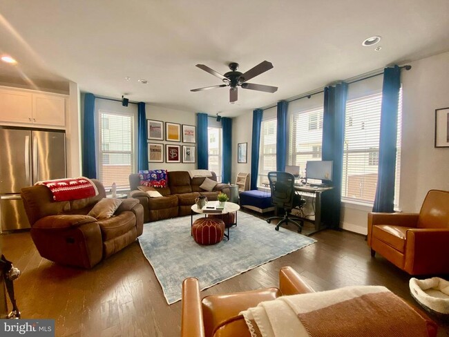 Building Photo - 5130 Randolph Rd