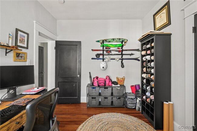 Building Photo - 3100 Barton Ave