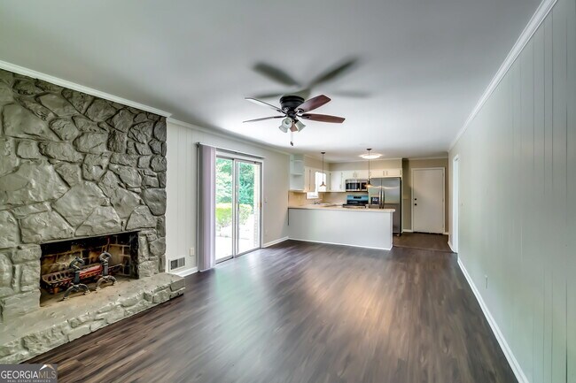 Building Photo - 4342 Riverwood Cir