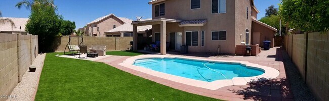 Building Photo - 860 N Madrid Ln