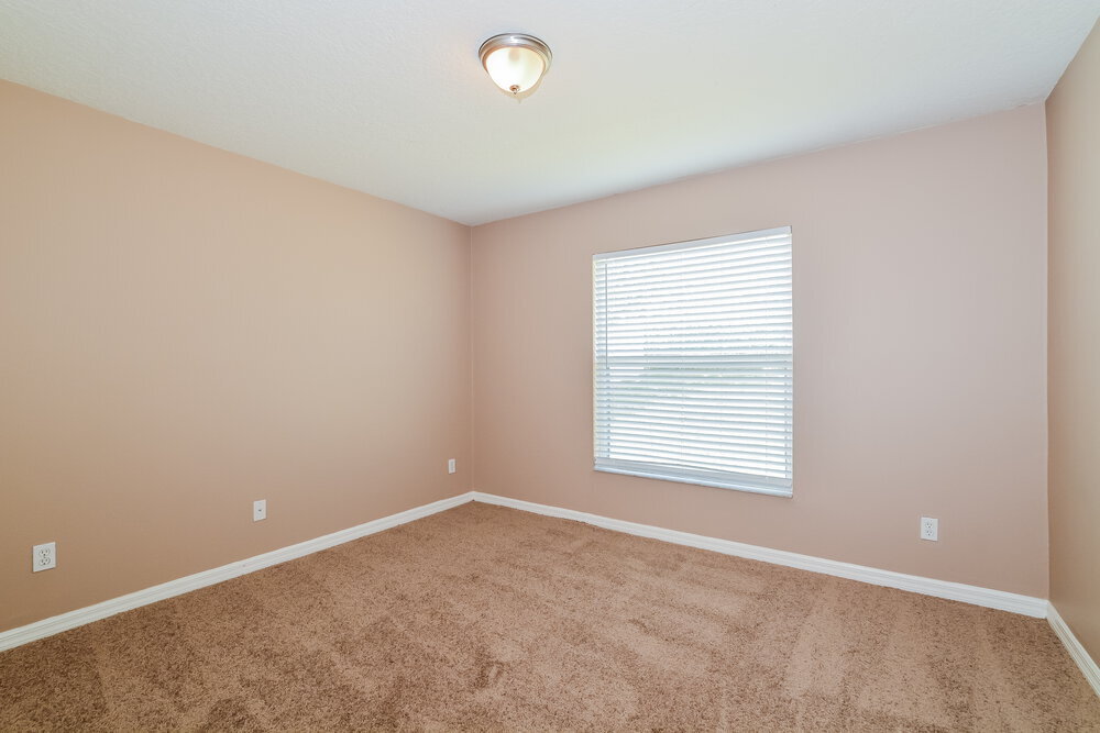 Building Photo - 1604 Silhouette Dr