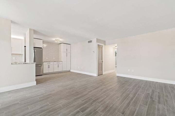 Building Photo - 108 Paradise Harbour Blvd