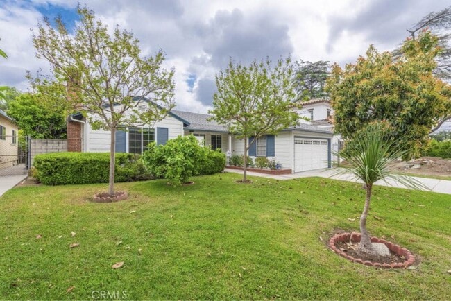 Primary Photo - 506 San Luis Rey Rd