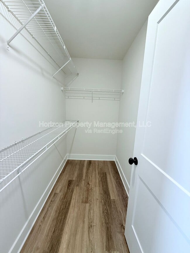 Building Photo - 6095 Quail Mountain Trail