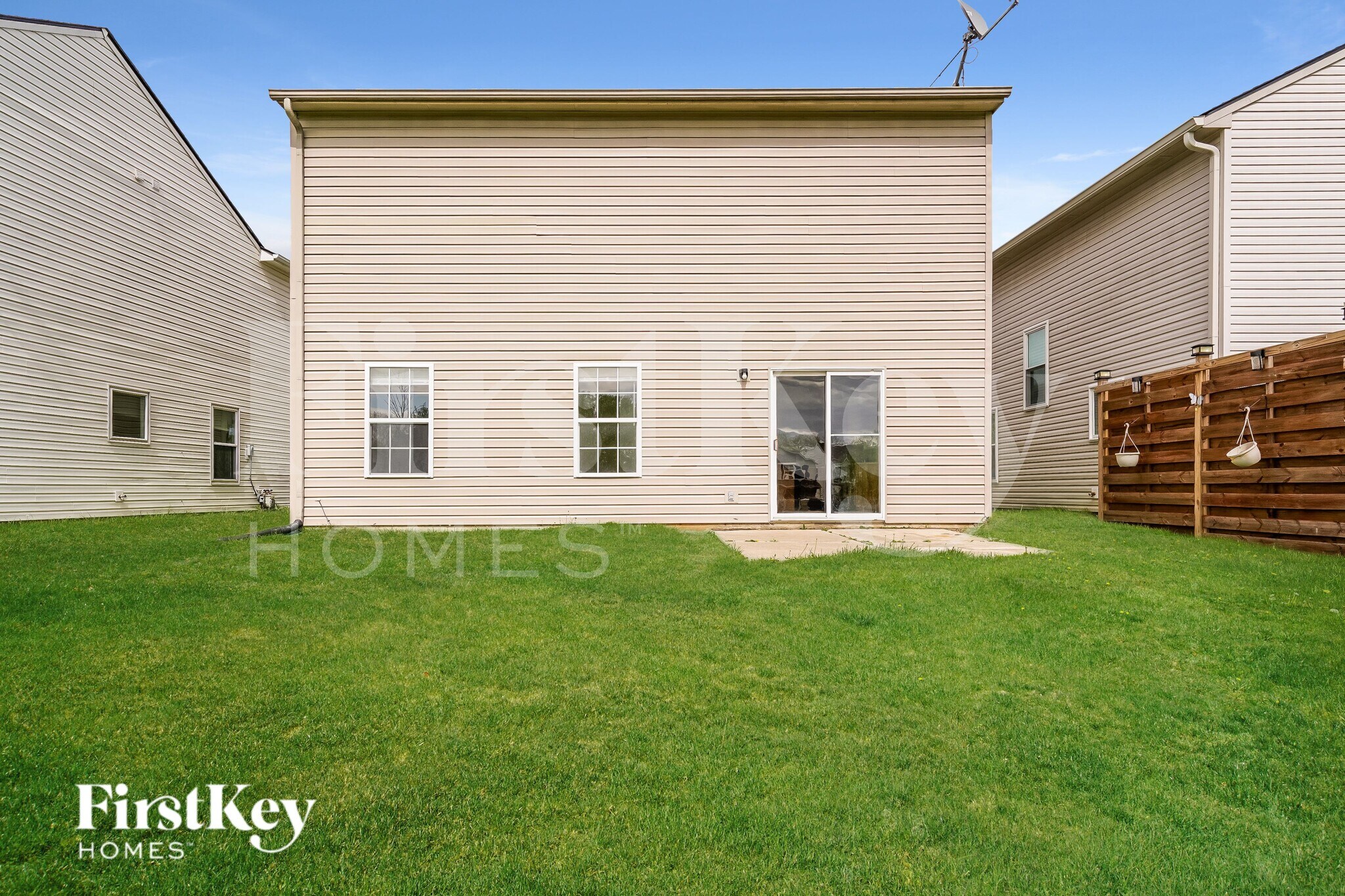 Building Photo - 8048 Maple Stream Blvd