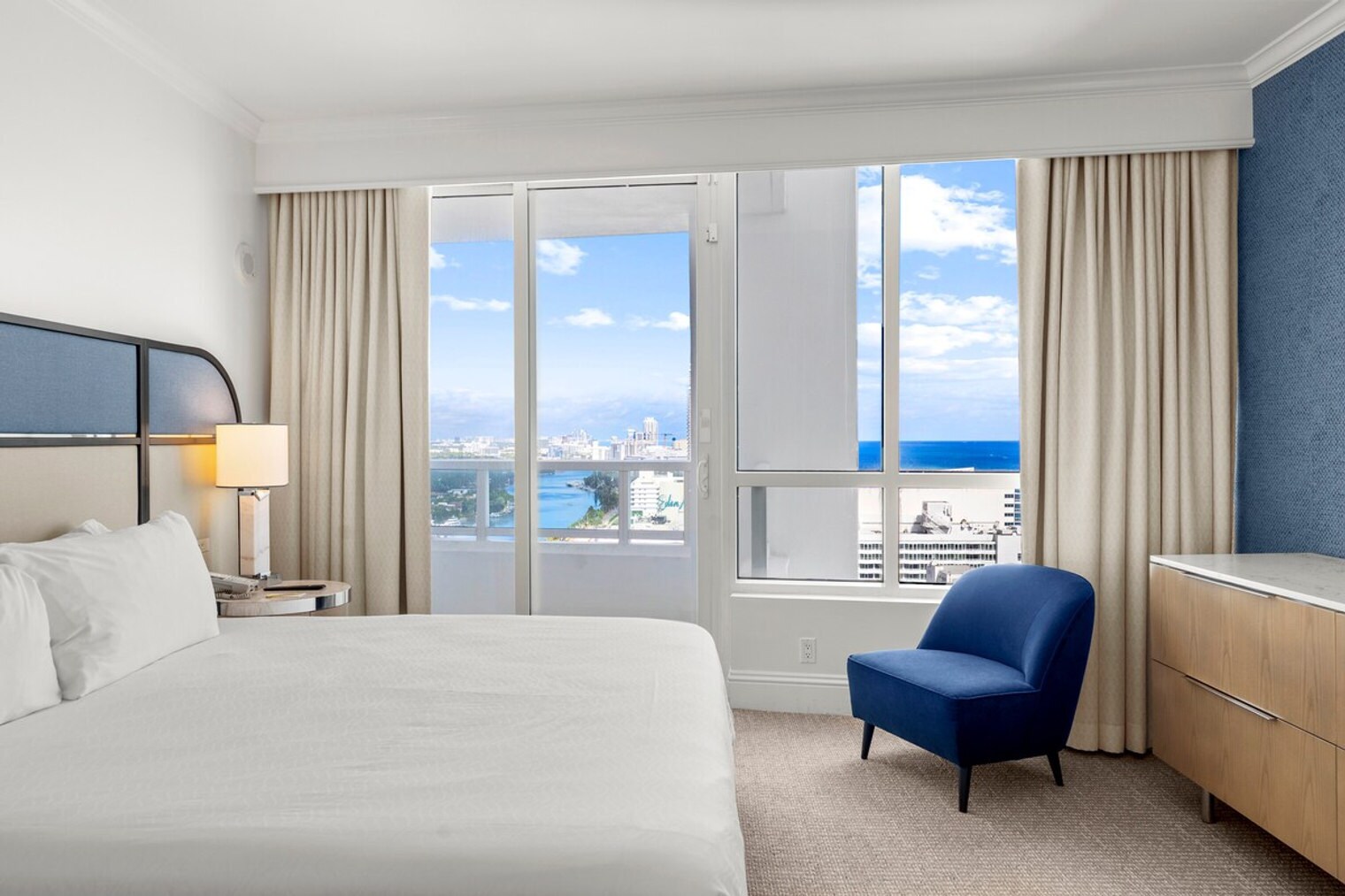 Building Photo - 4343 Collins Ave