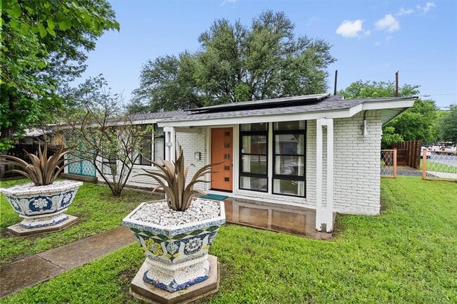 Building Photo - 5212 Berkman Dr