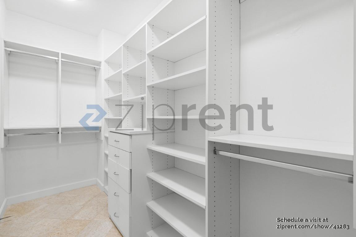 Building Photo - 114 Fairhaven