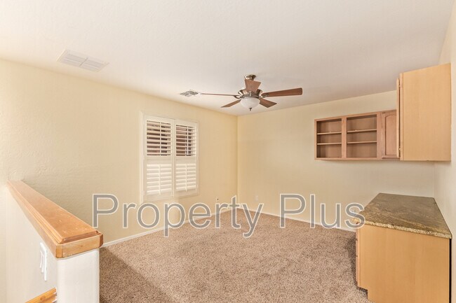 Building Photo - 8355 W Molly Ln