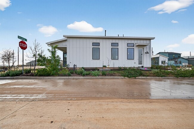 Building Photo - 1213 Mercantile St