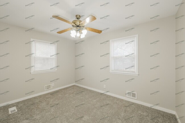 Building Photo - 7315 Harvard Ave