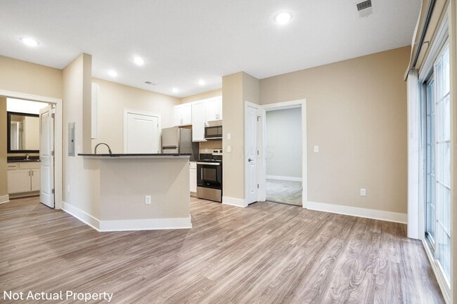 Building Photo - 5080 Aspen Pine Blvd