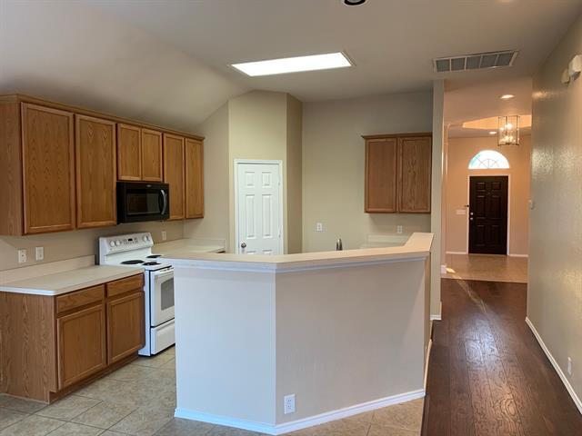 Building Photo - 1338 Napa Dr
