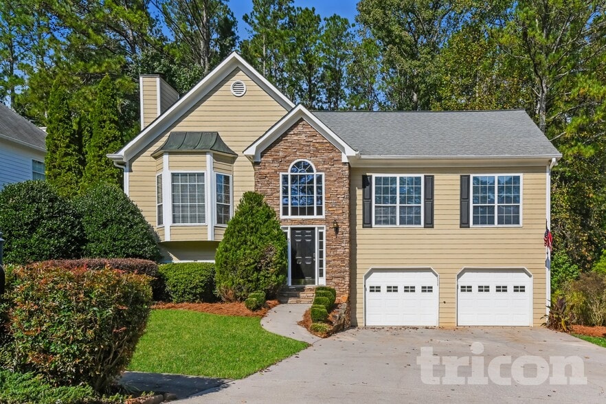 Primary Photo - 2030 Township Dr