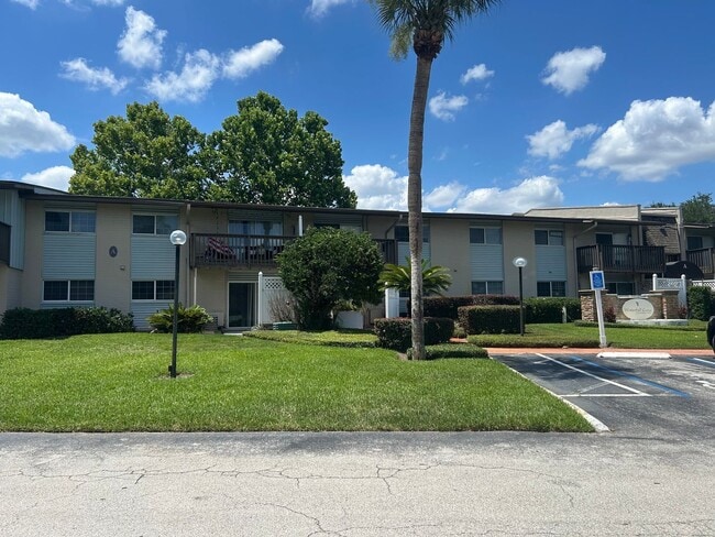 Building Photo - 1695 Lee Rd