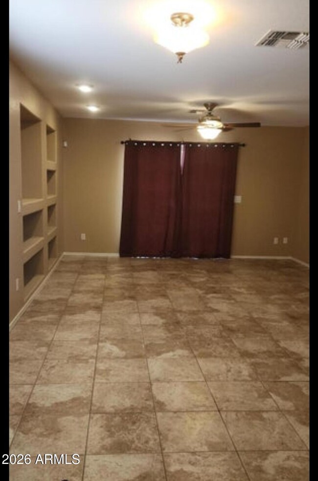 Building Photo - 2134 W Pleasant Ln