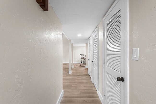 Building Photo - 4187 Abbey Ct