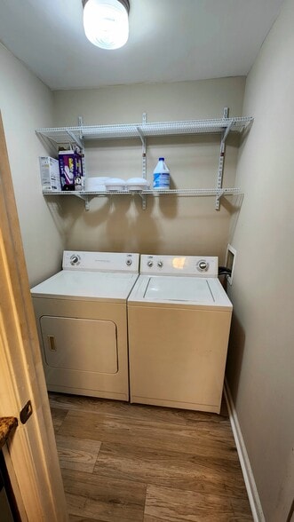 Laundry Room - 2409 Farmstead Cir